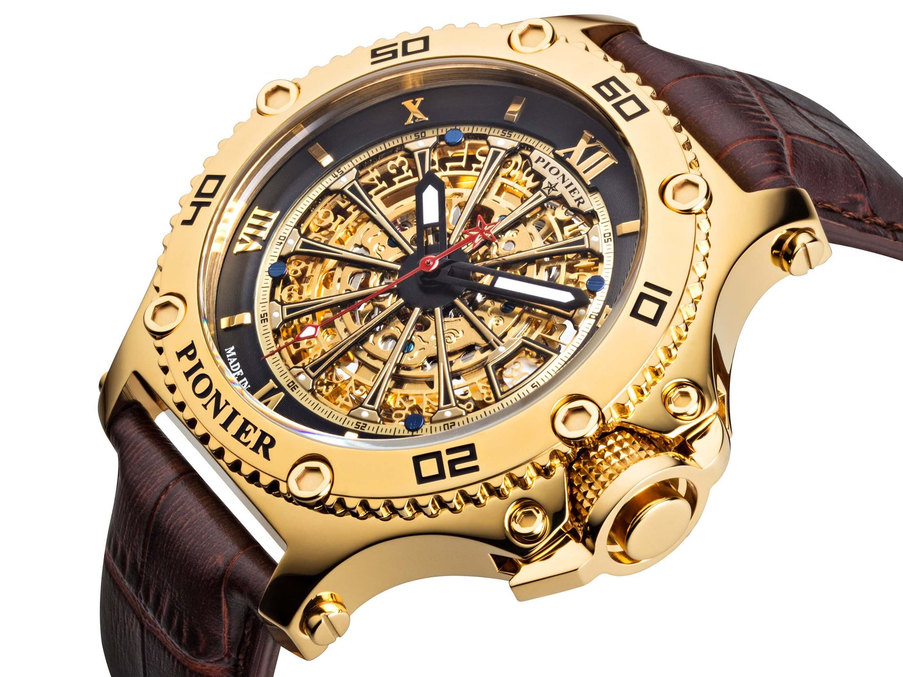 Arabic and Roman numerals mixed with a date function and gold color crown.